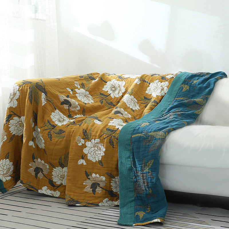 Floral Pattern Throw Blanket